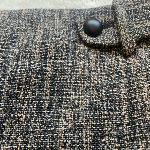 Banana Republic pencil skirt - Picture 5 of 5